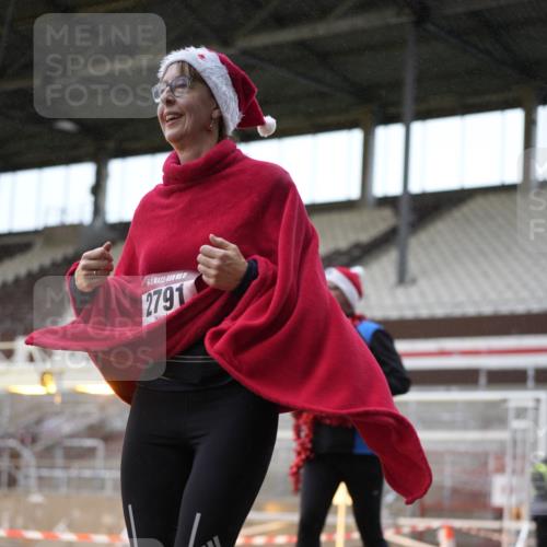 07.12.2025 - St. Pauli X-Mass-Run No. 15 Patografie http://msf.ph/oto/9368008 07.12.2025 11:04:34 Ziel 33, 361, 395, 1643, 2791, 2919, 3719 meine-sportfotos.de