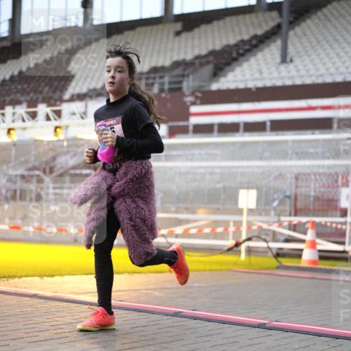 07.12.2025 - St. Pauli X-Mass-Run No. 15 Patografie http://msf.ph/oto/9368123 07.12.2025 11:06:31 Ziel 359, 382, 565, 1285, 1286, 1440, 1442, 1556, 1564 meine-sportfotos.de
