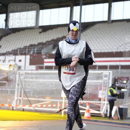 07.12.2025 - St. Pauli X-Mass-Run No. 15 Patografie http://msf.ph/oto/9368131 07.12.2025 11:06:39 Ziel 359, 382, 565, 595, 1285, 1286, 1556, 1564, 1708, 4582, 4588 meine-sportfotos.de