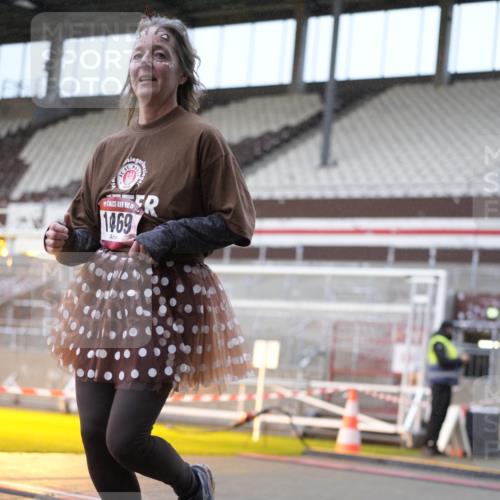 07.12.2025 - St. Pauli X-Mass-Run No. 15 Patografie http://msf.ph/oto/9368139 07.12.2025 11:06:46 Ziel 359, 382, 565, 595, 1462, 1469, 1708, 4582, 4588 meine-sportfotos.de