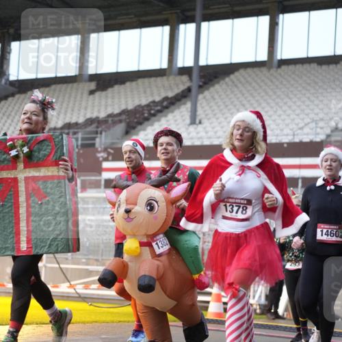 07.12.2025 - St. Pauli X-Mass-Run No. 15 Patografie http://msf.ph/oto/9368195 07.12.2025 11:07:45 Ziel 271, 273, 286, 293, 332, 377, 389, 397, 623, 774, 1107, 1123, 1378, 1381, 1382, 1383, 1439, 1441, 1460, 1509, 1812, 1910, 2693 meine-sportfotos.de
