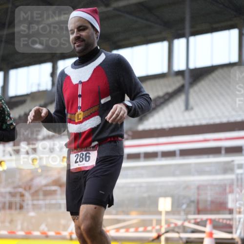 07.12.2025 - St. Pauli X-Mass-Run No. 15 Patografie http://msf.ph/oto/9368202 07.12.2025 11:07:48 Ziel 271, 273, 286, 293, 332, 389, 397, 653, 772, 774, 1107, 1123, 1129, 1378, 1381, 1382, 1383, 1439, 1441, 1460, 1520, 1812, 2693 meine-sportfotos.de