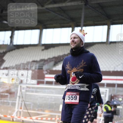 07.12.2025 - St. Pauli X-Mass-Run No. 15 Patografie http://msf.ph/oto/9368230 07.12.2025 11:08:08 Ziel 100, 629, 635, 653, 1078, 1170, 1226, 1230, 1249, 1342, 1355, 1520, 1525, 1559, 1560, 1596, 1809, 1810, 4798, 4815 meine-sportfotos.de