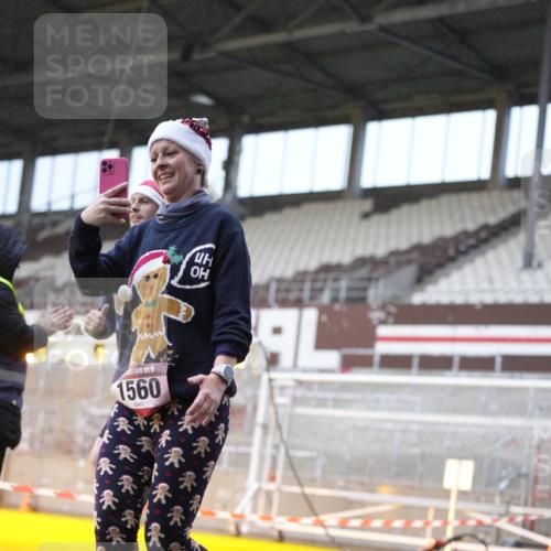 07.12.2025 - St. Pauli X-Mass-Run No. 15 Patografie http://msf.ph/oto/9368233 07.12.2025 11:08:09 Ziel 100, 396, 629, 635, 758, 1078, 1170, 1226, 1230, 1249, 1342, 1355, 1525, 1559, 1560, 1596, 1809, 1810, 4798, 4815 meine-sportfotos.de