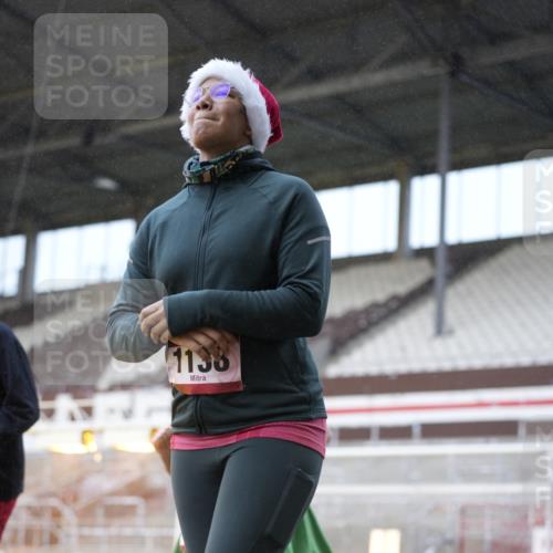 07.12.2025 - St. Pauli X-Mass-Run No. 15 Patografie http://msf.ph/oto/9368287 07.12.2025 11:08:58 Ziel 335, 338, 341, 495, 496, 619, 1136, 1138, 1140, 1205, 1211, 1502, 1511, 1574, 2070, 2879, 2898 meine-sportfotos.de