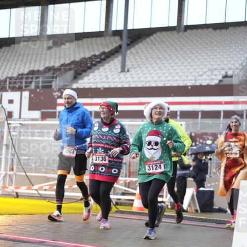 07.12.2025 - St. Pauli X-Mass-Run No. 15 Patografie http://msf.ph/oto/9368361 07.12.2025 11:10:29 Ziel 29, 30, 31, 42, 49, 53, 122, 134, 745, 980, 1064, 1066, 1298, 1380, 1398, 1692, 1694, 1697, 1739, 1740, 3124, 3136 meine-sportfotos.de
