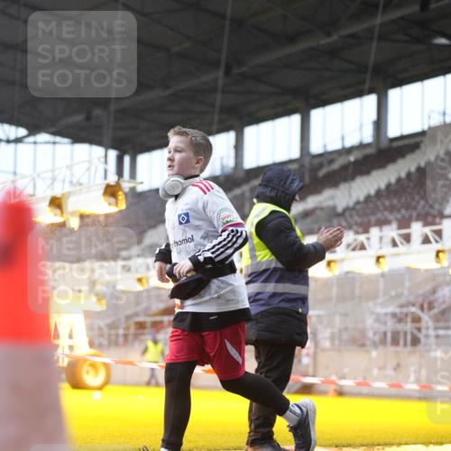 07.12.2025 - St. Pauli X-Mass-Run No. 15 Patografie http://msf.ph/oto/9368373 07.12.2025 11:10:37 Ziel 29, 30, 31, 49, 122, 134, 745, 1064, 1066, 1380, 1584, 1626, 1692, 3124, 3136, 4574 meine-sportfotos.de