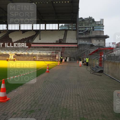 07.12.2025 - St. Pauli X-Mass-Run No. 15 Fabian Wolf http://msf.ph/oto/9368430 07.12.2025 09:50:23 Ziel 1896 meine-sportfotos.de