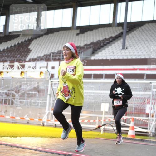 07.12.2025 - St. Pauli X-Mass-Run No. 15 Patografie http://msf.ph/oto/9368502 07.12.2025 11:11:50 Ziel 408, 437, 679, 689, 690, 694, 1186 meine-sportfotos.de