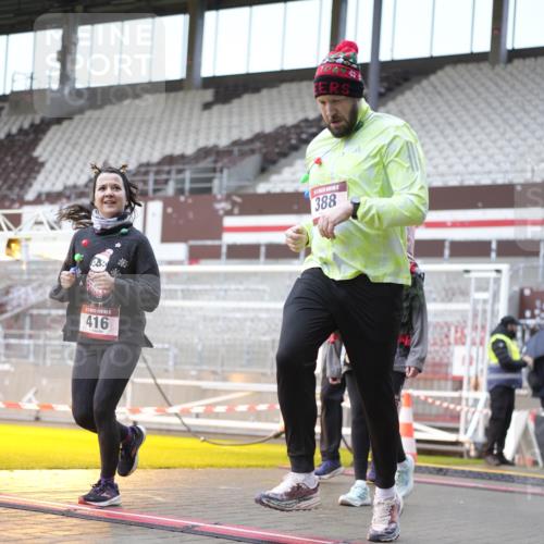 07.12.2025 - St. Pauli X-Mass-Run No. 15 Patografie http://msf.ph/oto/9368515 07.12.2025 11:12:00 Ziel 388, 408, 416, 437, 694, 695, 819, 1246, 1278 meine-sportfotos.de
