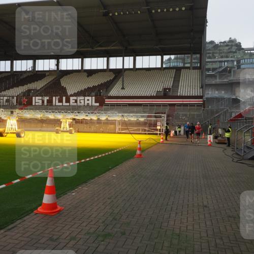 07.12.2025 - St. Pauli X-Mass-Run No. 15 Fabian Wolf http://msf.ph/oto/9368568 07.12.2025 09:52:55 Ziel 937, 1241, 1874 meine-sportfotos.de