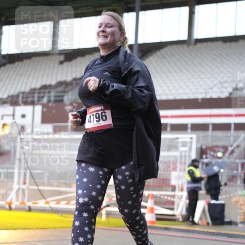 07.12.2025 - St. Pauli X-Mass-Run No. 15 Patografie http://msf.ph/oto/9368607 07.12.2025 11:12:46 Ziel 494, 681, 919, 1420, 1422, 3167, 4794, 4795, 4796, 4802, 4804 meine-sportfotos.de
