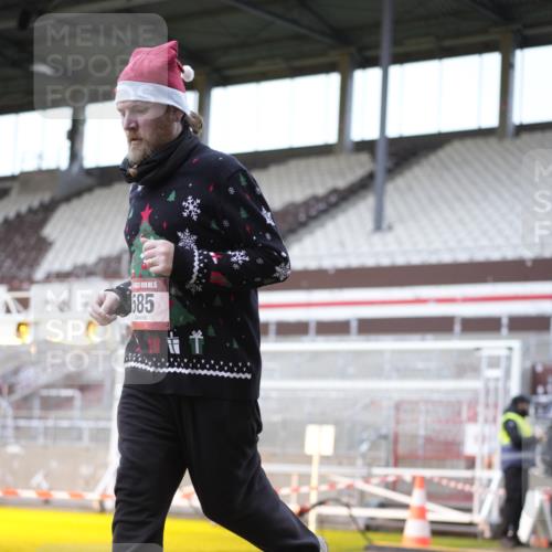 07.12.2025 - St. Pauli X-Mass-Run No. 15 Patografie http://msf.ph/oto/9368657 07.12.2025 11:13:22 Ziel 585, 1338, 1341, 1647, 1664, 2125, 2773 meine-sportfotos.de