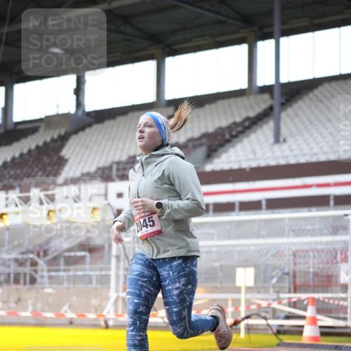 07.12.2025 - St. Pauli X-Mass-Run No. 15 Patografie http://msf.ph/oto/9368881 07.12.2025 11:18:16 Ziel 1325, 1348, 2045, 3201, 3304 meine-sportfotos.de