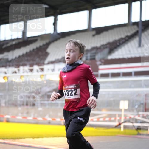 07.12.2025 - St. Pauli X-Mass-Run No. 15 Patografie http://msf.ph/oto/9368907 07.12.2025 11:18:47 Ziel 1109, 1322, 2064, 2067 meine-sportfotos.de