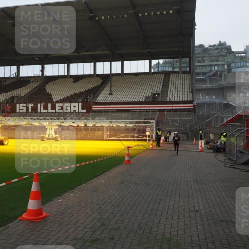 07.12.2025 - St. Pauli X-Mass-Run No. 15 Fabian Wolf http://msf.ph/oto/9368910 07.12.2025 09:56:27 Ziel 1483, 3255 meine-sportfotos.de
