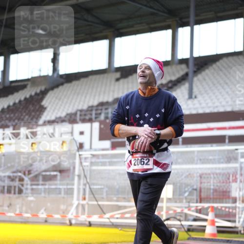 07.12.2025 - St. Pauli X-Mass-Run No. 15 Patografie http://msf.ph/oto/9368949 07.12.2025 11:19:19 Ziel 295, 302, 797, 2062, 2597, 2788, 3205 meine-sportfotos.de