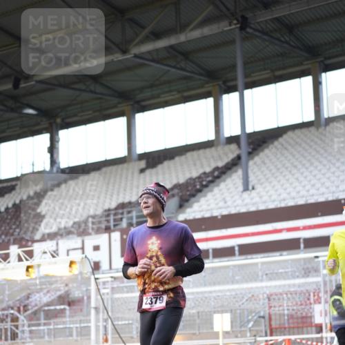 07.12.2025 - St. Pauli X-Mass-Run No. 15 Patografie http://msf.ph/oto/9369050 07.12.2025 11:20:46 Ziel 540, 765, 2379, 2462, 2601, 3037 meine-sportfotos.de