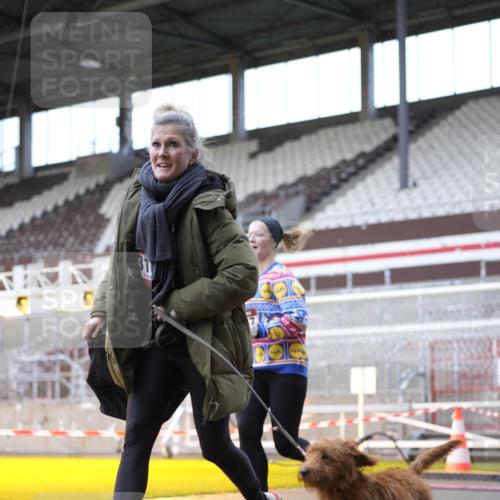 07.12.2025 - St. Pauli X-Mass-Run No. 15 Patografie http://msf.ph/oto/9369083 07.12.2025 11:21:09 Ziel 2375, 2376, 2854, 2867, 3135, 3220, 3283 meine-sportfotos.de