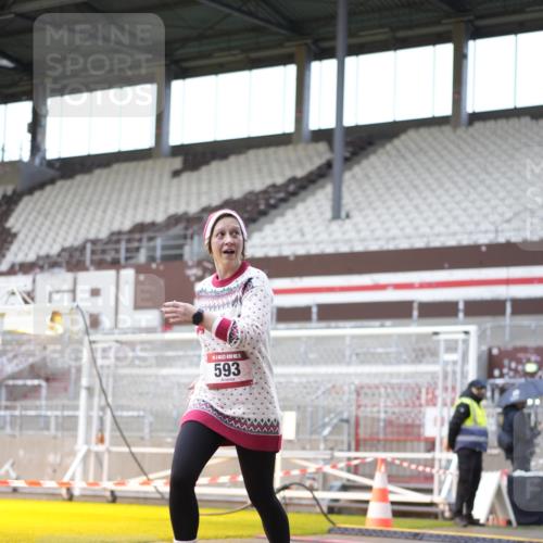 07.12.2025 - St. Pauli X-Mass-Run No. 15 Patografie http://msf.ph/oto/9369265 07.12.2025 11:23:42 Ziel 593, 2387, 2389, 2409, 3071, 3190, 3191 meine-sportfotos.de