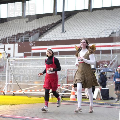 07.12.2025 - St. Pauli X-Mass-Run No. 15 Patografie http://msf.ph/oto/9369293 07.12.2025 11:24:10 Ziel 672, 813, 2386, 2388, 2605, 2606, 2875, 2881, 3361, 4840, 4841 meine-sportfotos.de