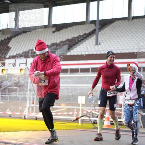 07.12.2025 - St. Pauli X-Mass-Run No. 15 Patografie http://msf.ph/oto/9369312 07.12.2025 11:24:15 Ziel 672, 813, 1773, 2386, 2388, 2399, 2402, 2605, 2606, 2875, 2881, 3361, 4840, 4841 meine-sportfotos.de