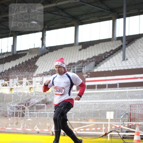 07.12.2025 - St. Pauli X-Mass-Run No. 15 Patografie http://msf.ph/oto/9369338 07.12.2025 11:24:30 Ziel 672, 1320, 1752, 1773, 2399, 2400, 2402, 2448, 2480, 2606, 2852, 3092, 3194 meine-sportfotos.de