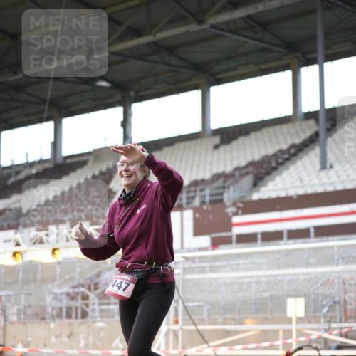 07.12.2025 - St. Pauli X-Mass-Run No. 15 Patografie http://msf.ph/oto/9369378 07.12.2025 11:24:45 Ziel 705, 1320, 1346, 1384, 1427, 1752, 2447, 2448, 2480, 2859, 2869, 3193, 3194, 3195, 3306, 3314, 4632 meine-sportfotos.de