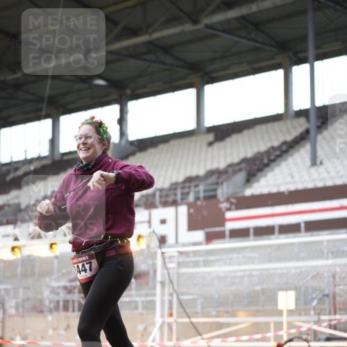 07.12.2025 - St. Pauli X-Mass-Run No. 15 Patografie http://msf.ph/oto/9369380 07.12.2025 11:24:45 Ziel 705, 1320, 1346, 1384, 1427, 1752, 2447, 2448, 2480, 2859, 2869, 3193, 3194, 3195, 3306, 3314, 4632 meine-sportfotos.de
