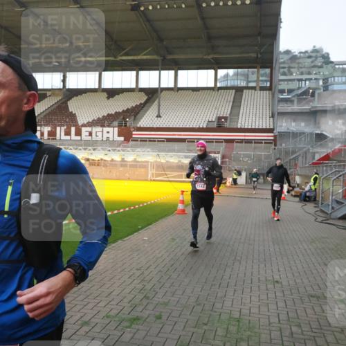 07.12.2025 - St. Pauli X-Mass-Run No. 15 Fabian Wolf http://msf.ph/oto/9369427 07.12.2025 09:58:43 Ziel 483, 532, 655, 1003, 1115, 1528, 1542, 1603, 1782, 1785, 2392, 3308 meine-sportfotos.de