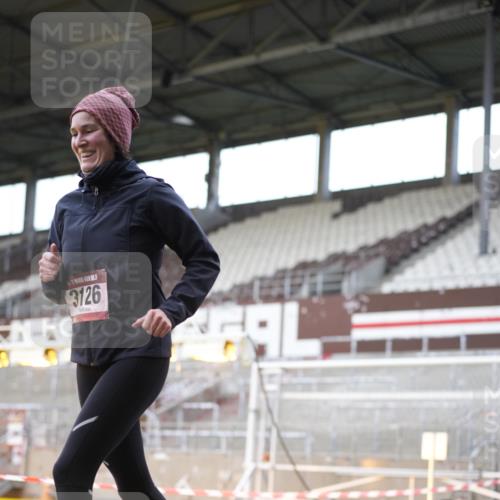 07.12.2025 - St. Pauli X-Mass-Run No. 15 Patografie http://msf.ph/oto/9369454 07.12.2025 11:25:06 Ziel 470, 473, 1527, 1544, 1855, 1858, 1961, 2151, 2193, 2244, 2981, 2990, 3126, 5003 meine-sportfotos.de