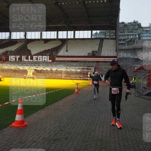 07.12.2025 - St. Pauli X-Mass-Run No. 15 Fabian Wolf http://msf.ph/oto/9369456 07.12.2025 09:58:48 Ziel 532, 655, 1003, 1115, 1528, 1542, 1782, 1785, 2392, 3308 meine-sportfotos.de