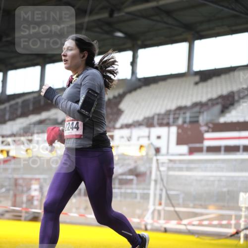 07.12.2025 - St. Pauli X-Mass-Run No. 15 Patografie http://msf.ph/oto/9369457 07.12.2025 11:25:09 Ziel 470, 473, 1527, 1544, 1855, 1858, 1961, 2151, 2193, 2244, 2981, 2990, 3126, 5003 meine-sportfotos.de