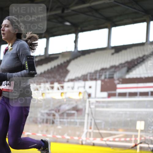 07.12.2025 - St. Pauli X-Mass-Run No. 15 Patografie http://msf.ph/oto/9369459 07.12.2025 11:25:09 Ziel 470, 473, 1527, 1544, 1855, 1858, 1961, 2151, 2193, 2244, 2981, 2990, 3126, 5003 meine-sportfotos.de