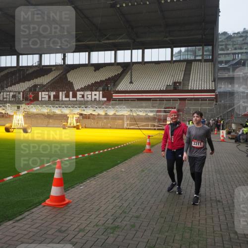 07.12.2025 - St. Pauli X-Mass-Run No. 15 Fabian Wolf http://msf.ph/oto/9370842 07.12.2025 10:05:10 Ziel 114, 202, 210, 292, 699, 1973, 1991, 2168, 2249, 2856, 2866, 3186, 3307, 3311 meine-sportfotos.de