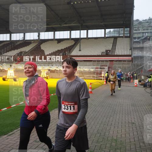 07.12.2025 - St. Pauli X-Mass-Run No. 15 Fabian Wolf http://msf.ph/oto/9370864 07.12.2025 10:05:12 Ziel 114, 202, 210, 292, 699, 1973, 1991, 2168, 2249, 2856, 2866, 3186, 3307, 3311 meine-sportfotos.de