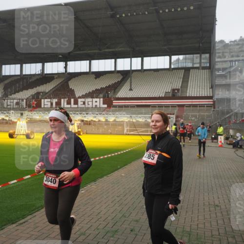 07.12.2025 - St. Pauli X-Mass-Run No. 15 Fabian Wolf http://msf.ph/oto/9372958 07.12.2025 10:12:51 Ziel 9, 18, 80, 938, 2687, 3040, 3428, 3514, 3551, 3557, 3799, 3834, 3836, 4487 meine-sportfotos.de