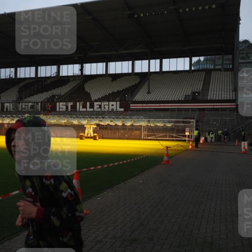 07.12.2025 - St. Pauli X-Mass-Run No. 15 Fabian Wolf http://msf.ph/oto/9373960 07.12.2025 09:57:47 Ziel 2984, 4030 meine-sportfotos.de