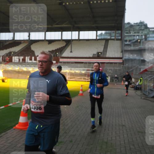 07.12.2025 - St. Pauli X-Mass-Run No. 15 Fabian Wolf http://msf.ph/oto/9374053 07.12.2025 09:58:42 Ziel 483, 532, 1003, 1115, 1528, 1542, 1603, 1782, 1785, 2392, 3308, 4031 meine-sportfotos.de