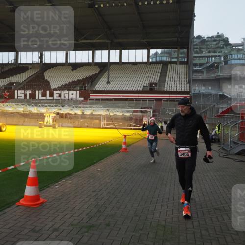 07.12.2025 - St. Pauli X-Mass-Run No. 15 Fabian Wolf http://msf.ph/oto/9374073 07.12.2025 09:58:48 Ziel 532, 655, 1003, 1115, 1528, 1542, 1782, 1785, 2392, 3308 meine-sportfotos.de