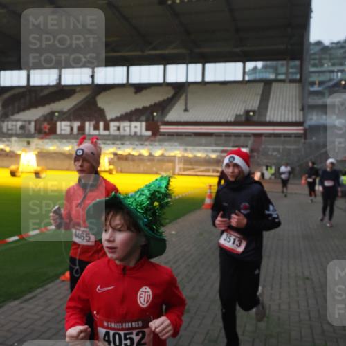07.12.2025 - St. Pauli X-Mass-Run No. 15 Fabian Wolf http://msf.ph/oto/9374260 07.12.2025 09:59:37 Ziel 488, 910, 911, 961, 1763, 2204, 2207, 3513, 4029, 4051, 4052, 4465 meine-sportfotos.de