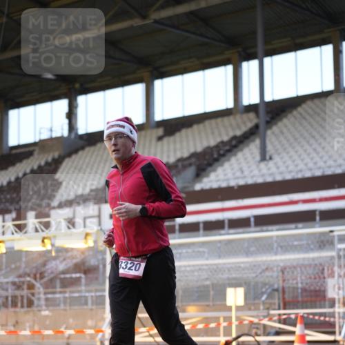 07.12.2025 - St. Pauli X-Mass-Run No. 15 Patografie http://msf.ph/oto/9374696 07.12.2025 09:57:02 Ziel 497, 2861, 3320 meine-sportfotos.de