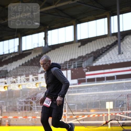 07.12.2025 - St. Pauli X-Mass-Run No. 15 Patografie http://msf.ph/oto/9374775 07.12.2025 09:58:27 Ziel 238, 261, 483, 532, 1003, 1173, 1528, 1603, 1633, 1774, 2205, 3515, 4031, 4206 meine-sportfotos.de