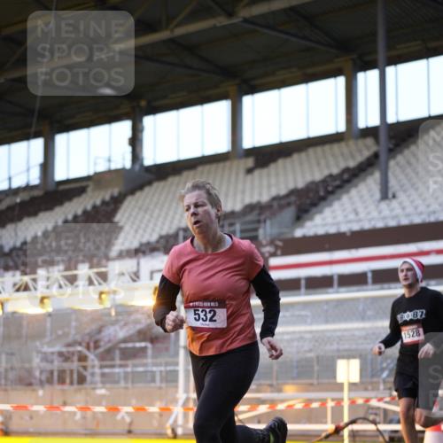 07.12.2025 - St. Pauli X-Mass-Run No. 15 Patografie http://msf.ph/oto/9374779 07.12.2025 09:58:30 Ziel 238, 261, 483, 532, 1003, 1115, 1173, 1528, 1603, 1782, 1785, 2205, 2392, 3308, 4031, 4206 meine-sportfotos.de