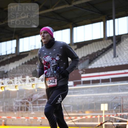 07.12.2025 - St. Pauli X-Mass-Run No. 15 Patografie http://msf.ph/oto/9374808 07.12.2025 09:58:38 Ziel 483, 532, 655, 1003, 1115, 1528, 1542, 1603, 1782, 1785, 2392, 3308 meine-sportfotos.de