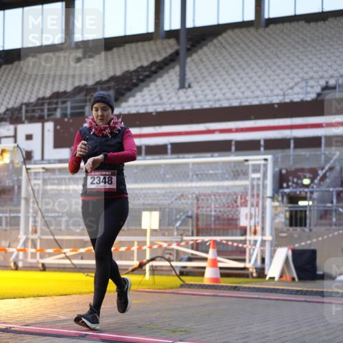 07.12.2025 - St. Pauli X-Mass-Run No. 15 Patografie http://msf.ph/oto/9375162 07.12.2025 10:00:32 Ziel 855, 1418, 1976, 2348 meine-sportfotos.de