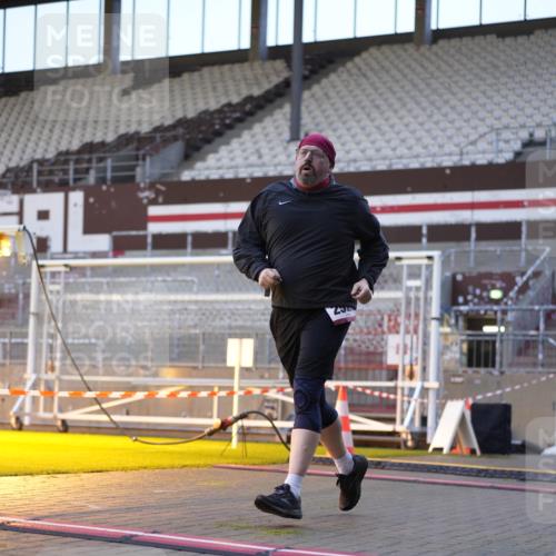 07.12.2025 - St. Pauli X-Mass-Run No. 15 Patografie http://msf.ph/oto/9375187 07.12.2025 10:01:08 Ziel 780, 783, 801, 1887, 1892, 2378, 2528 meine-sportfotos.de