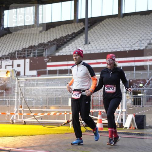 07.12.2025 - St. Pauli X-Mass-Run No. 15 Patografie http://msf.ph/oto/9375394 07.12.2025 10:03:14 Ziel 177, 460, 963, 965, 1118, 1594, 2682, 2973, 2975 meine-sportfotos.de