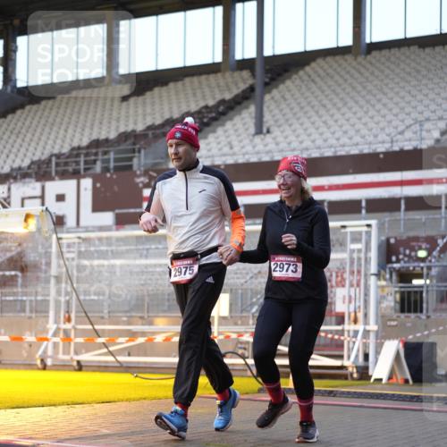 07.12.2025 - St. Pauli X-Mass-Run No. 15 Patografie http://msf.ph/oto/9375398 07.12.2025 10:03:14 Ziel 177, 460, 963, 965, 1118, 1594, 2682, 2973, 2975 meine-sportfotos.de