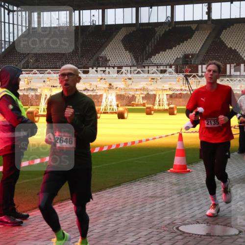 07.12.2025 - St. Pauli X-Mass-Run No. 15 Luisa Fischer http://msf.ph/oto/9375469 07.12.2025 09:51:33 Ziel 2646, 2135, 4273, 13, 615, 1258, 2030, 2135, 2224, 2646, 3110, 4273 meine-sportfotos.de